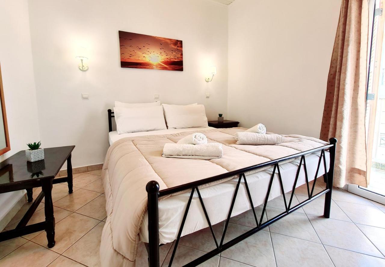 Avra Rooms Kárpathos Eksteriør billede