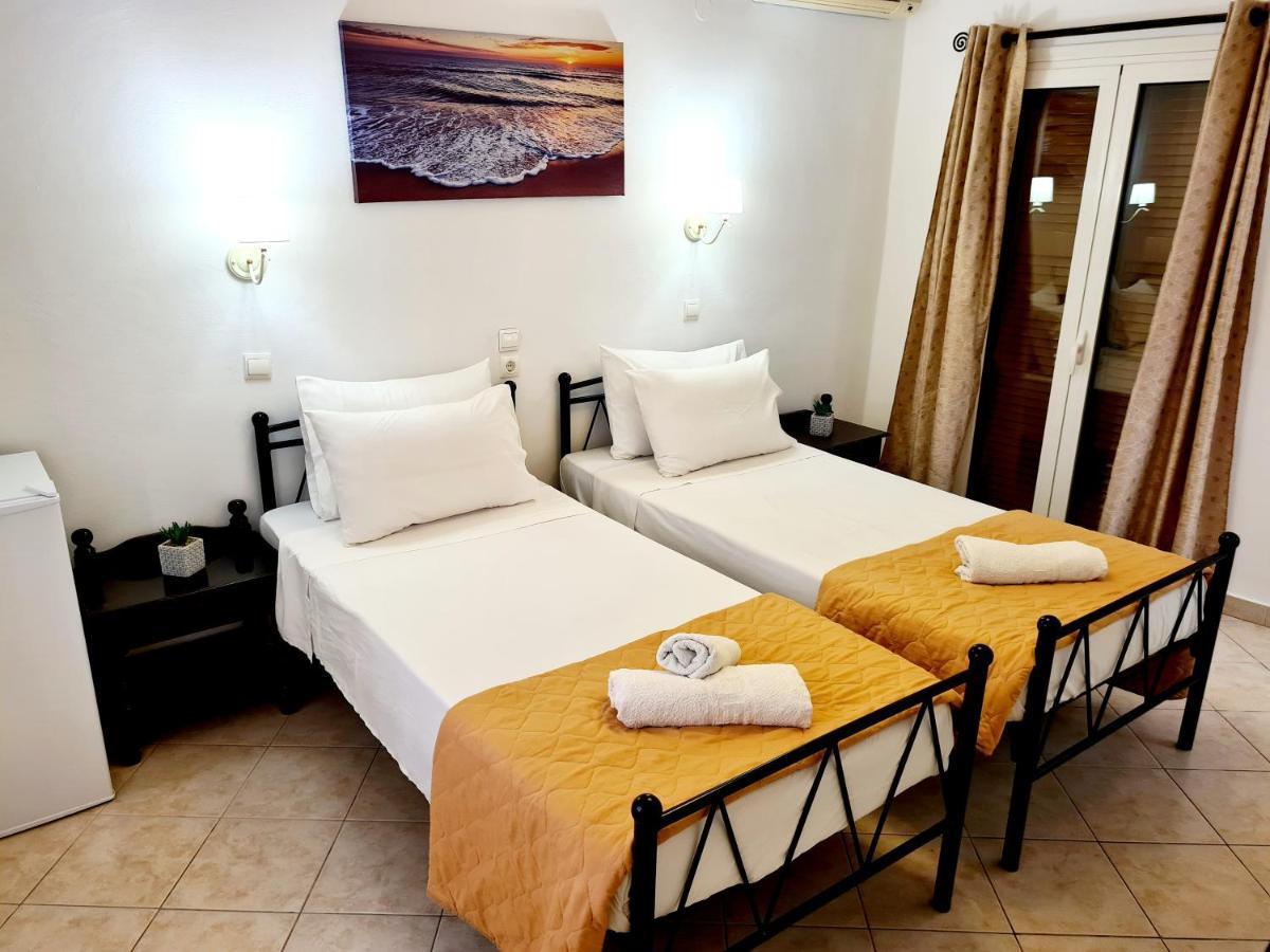 Avra Rooms Kárpathos Eksteriør billede