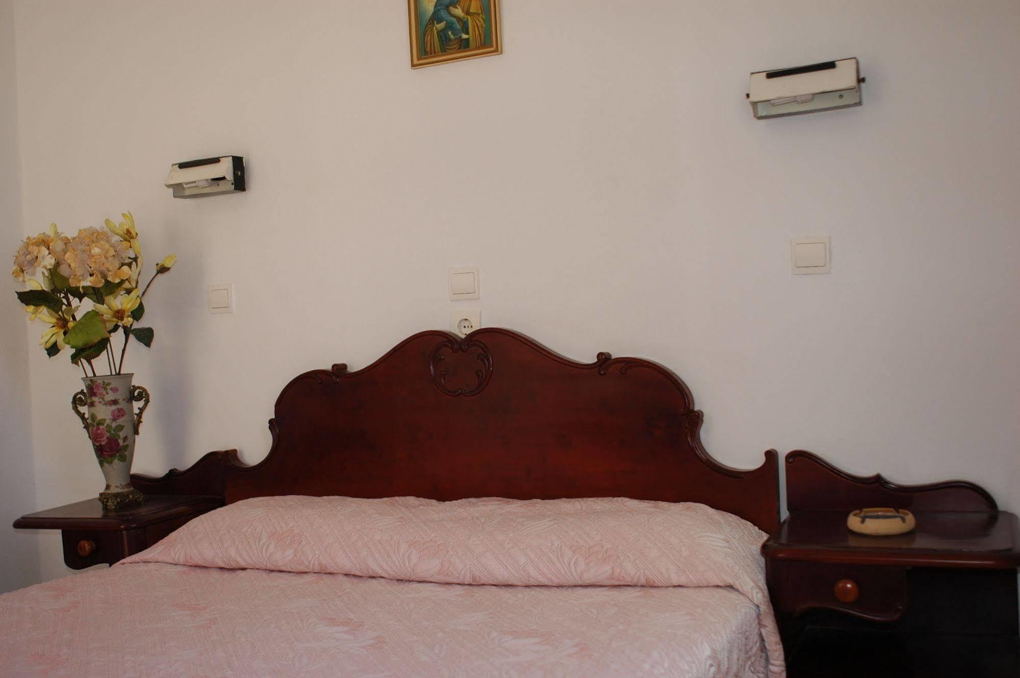 Avra Rooms Kárpathos Eksteriør billede